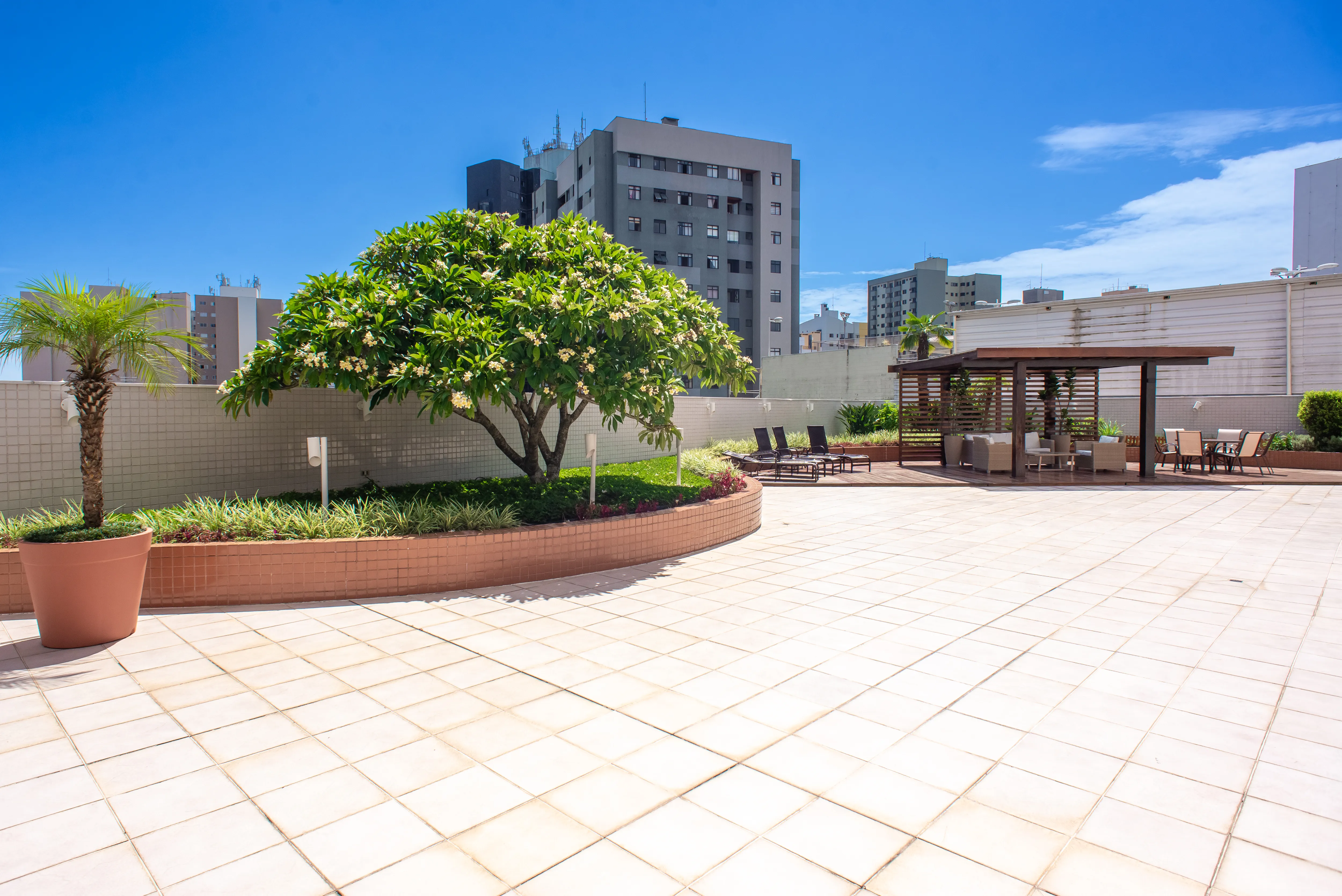 Vista da sacada gourmet apartamento Curitiba